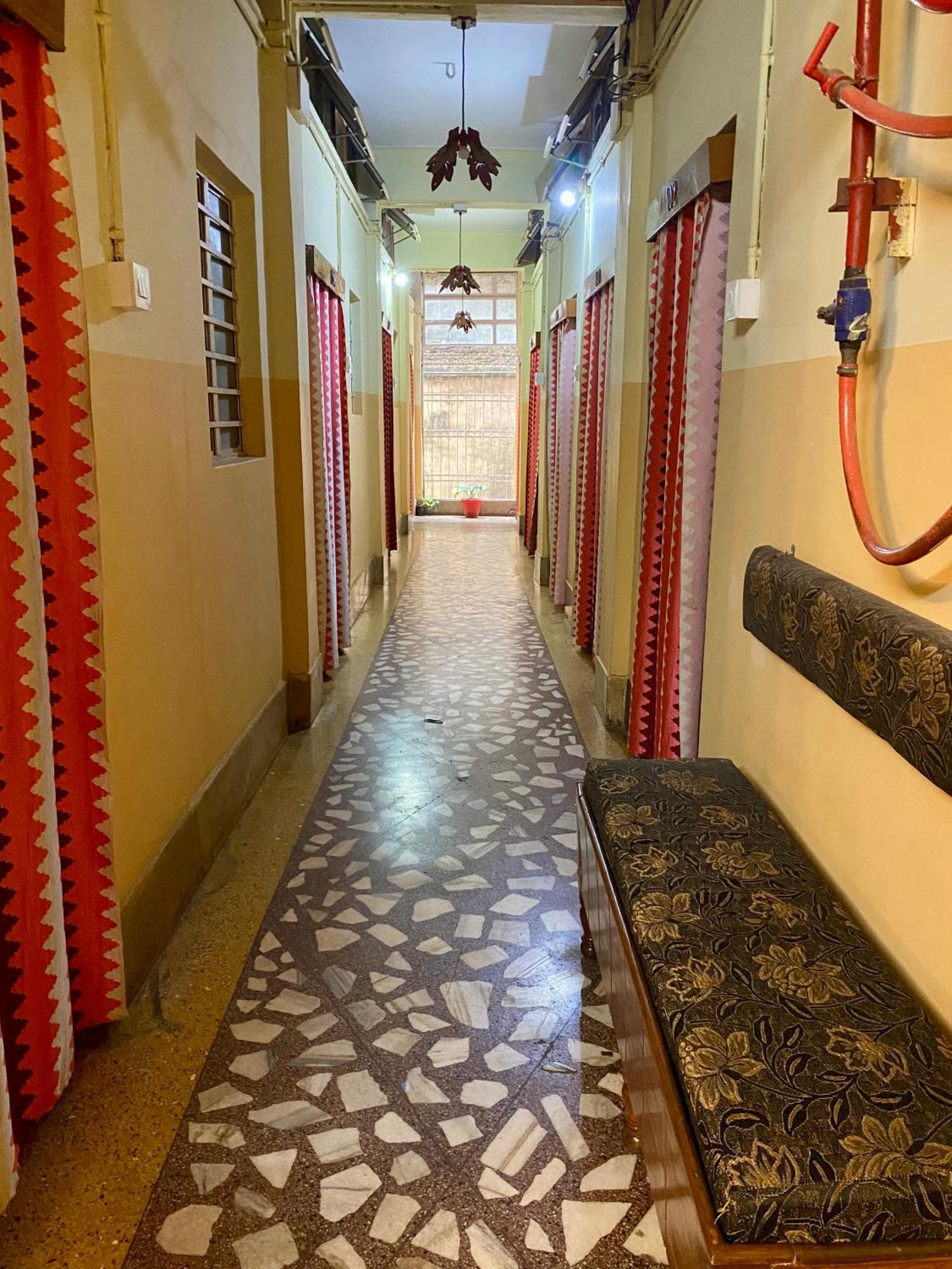 Hotel Raj Siliguri Εξωτερικό φωτογραφία