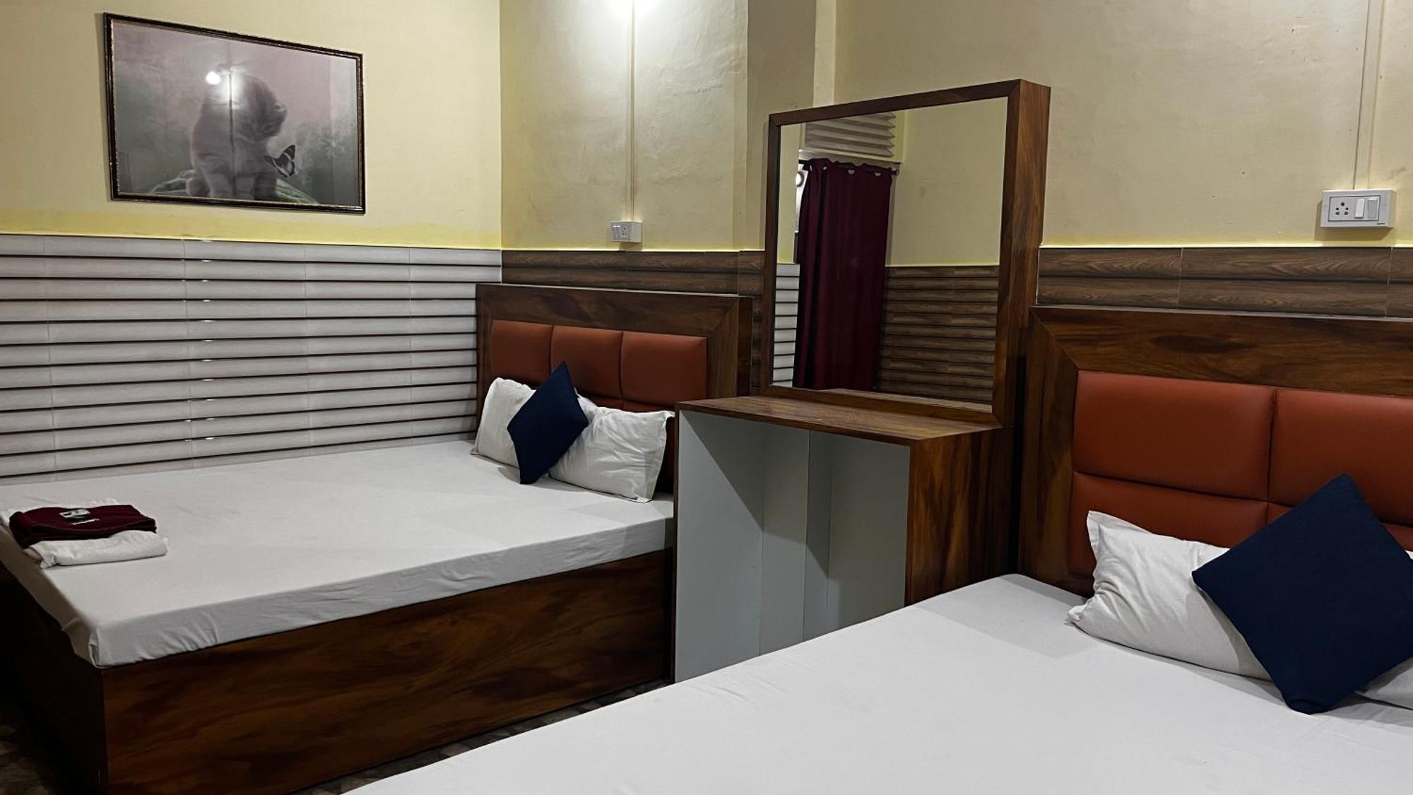 Hotel Raj Siliguri Εξωτερικό φωτογραφία