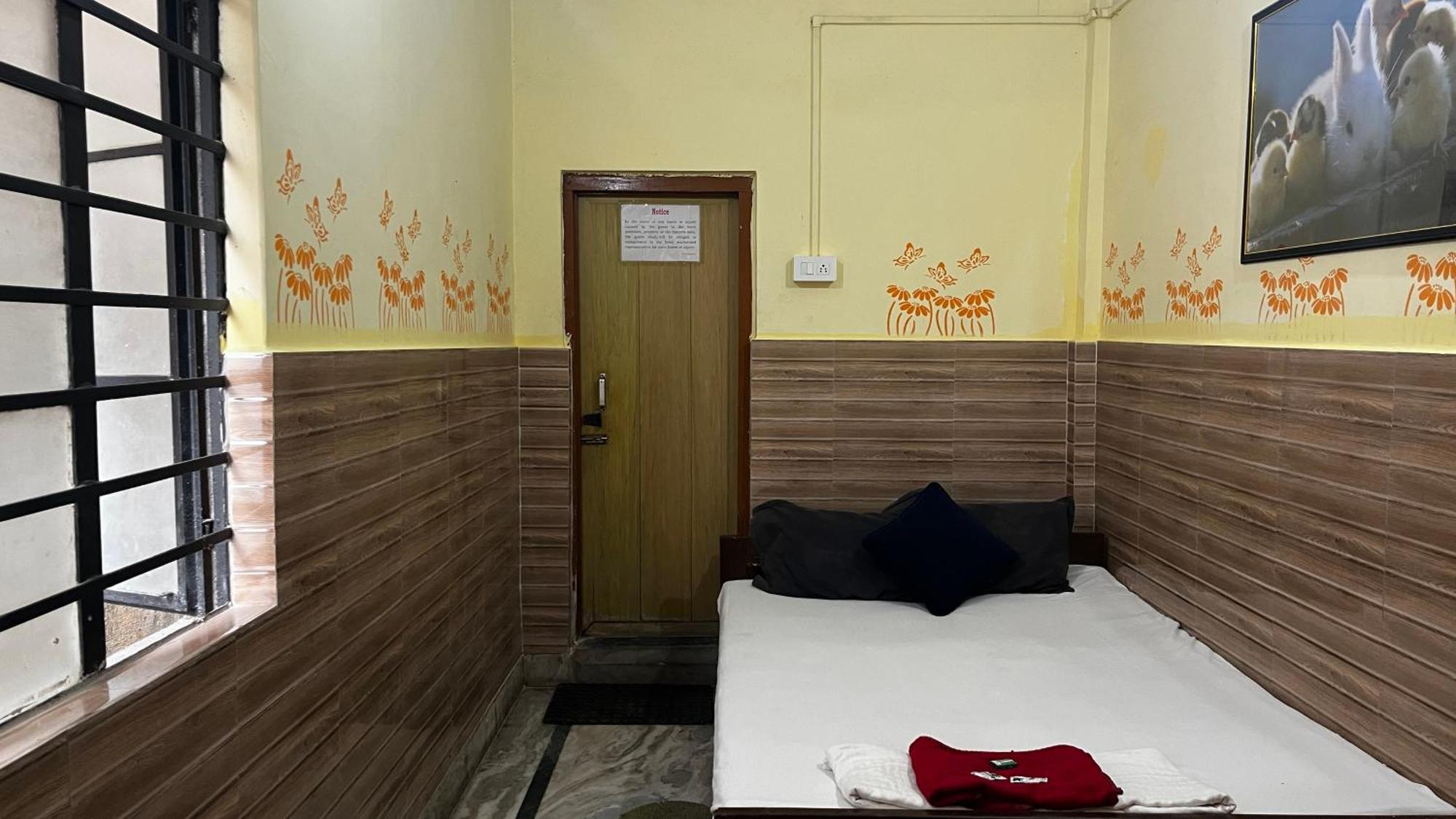 Hotel Raj Siliguri Εξωτερικό φωτογραφία