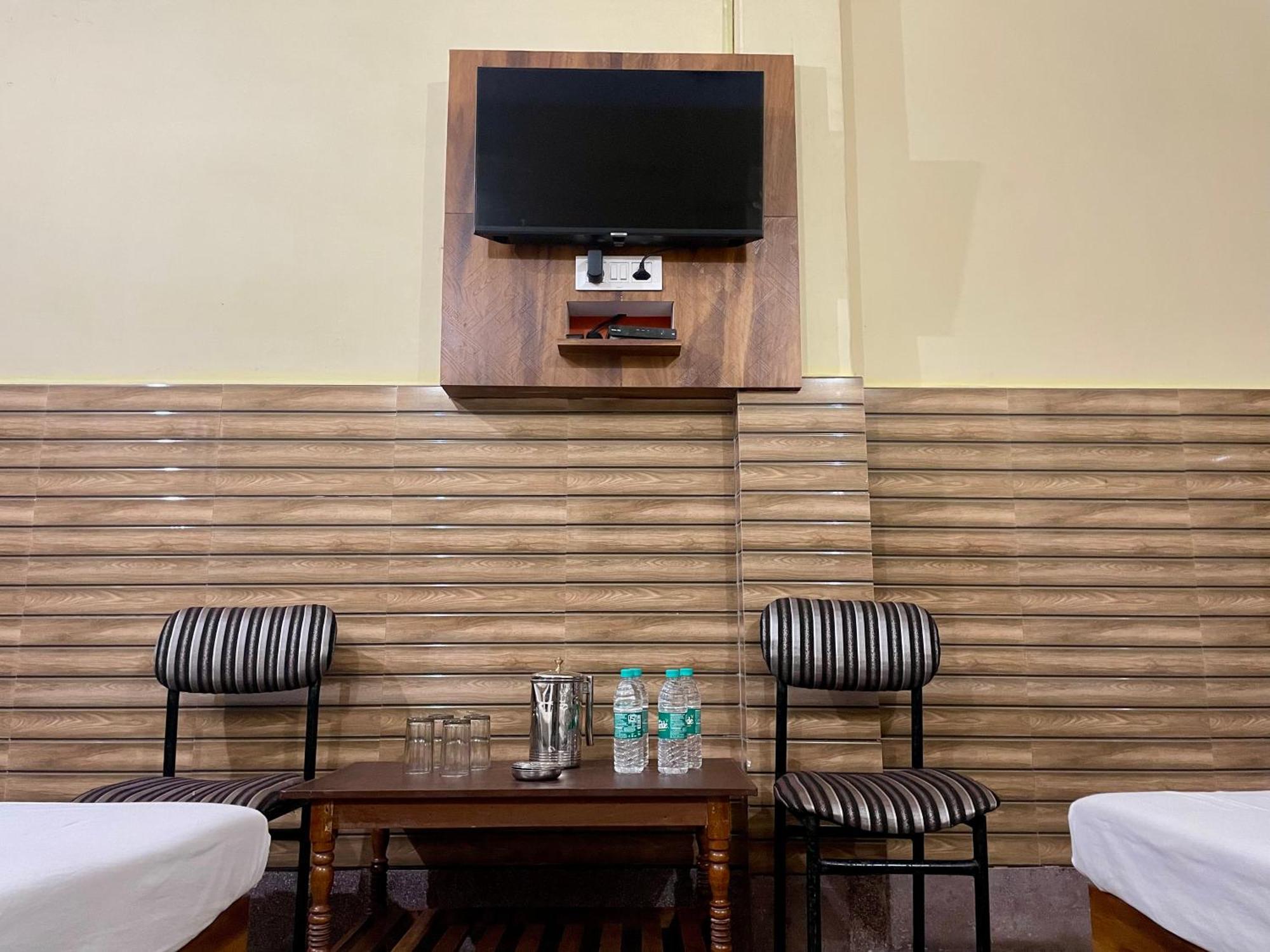 Hotel Raj Siliguri Εξωτερικό φωτογραφία